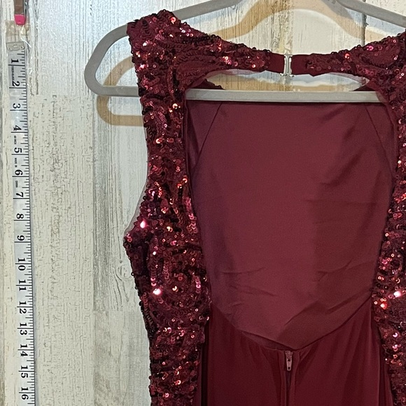 B Darlin Burgundy Sequined Dress Size 13/14 - Picture 9 of 12